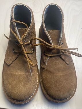 Cienta Suede Chukka Boots